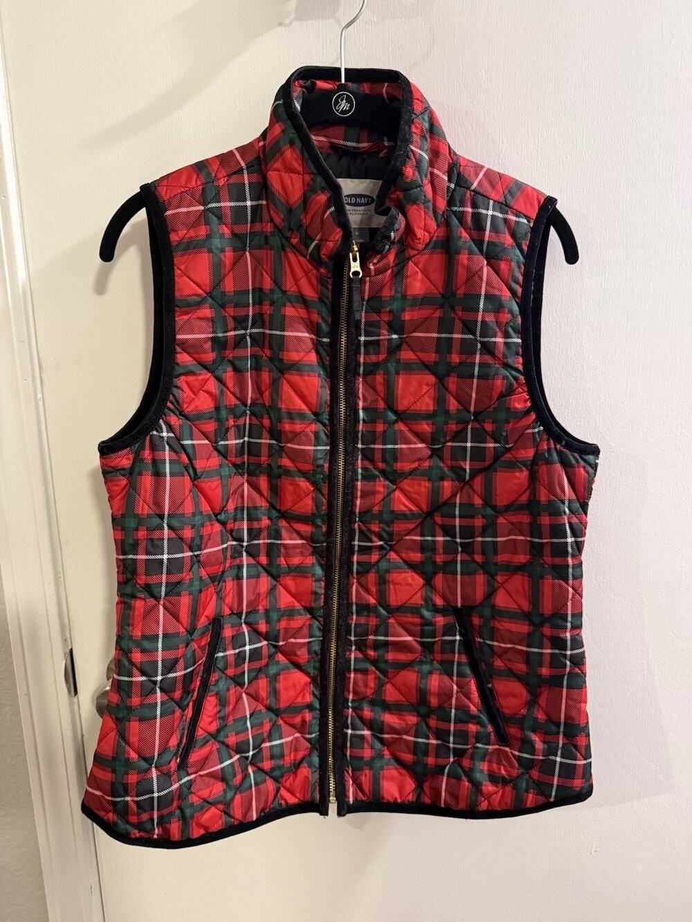 Old Navy Plaid Quilted Vest Women’s Medium – Red Green Tartan Holiday